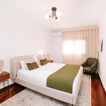 Casa Da Laranja By Quantique 펜션 페소다레과