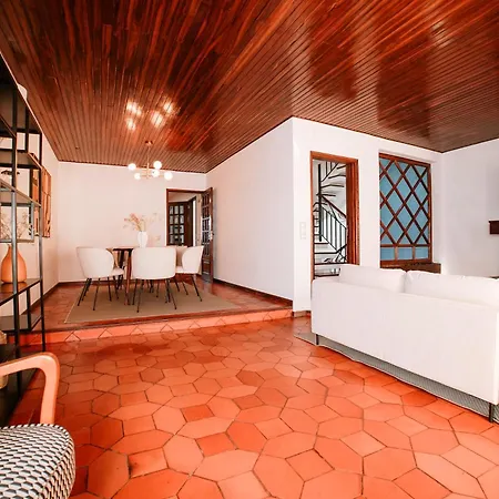 Casa Da Laranja By Quantique 펜션