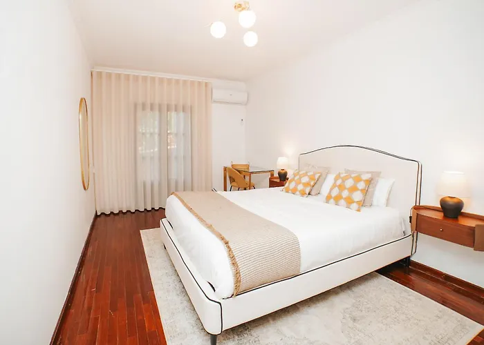 Casa Da Laranja By Quantique 펜션 페소다레과